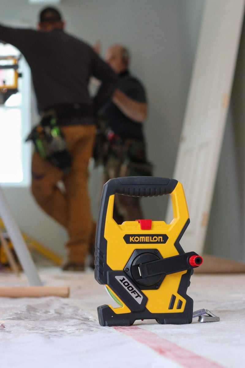 Komelon N9100 Open Reel Steel Tape Measure, 100-Feet, Yellow - Image 4